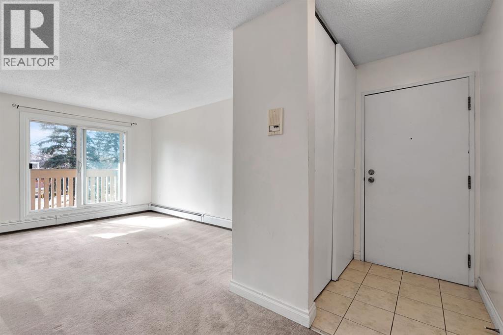 Apartment for Sale in 223, 11620 Elbow Drive SW|Calgary, Alberta T2W3L6 5