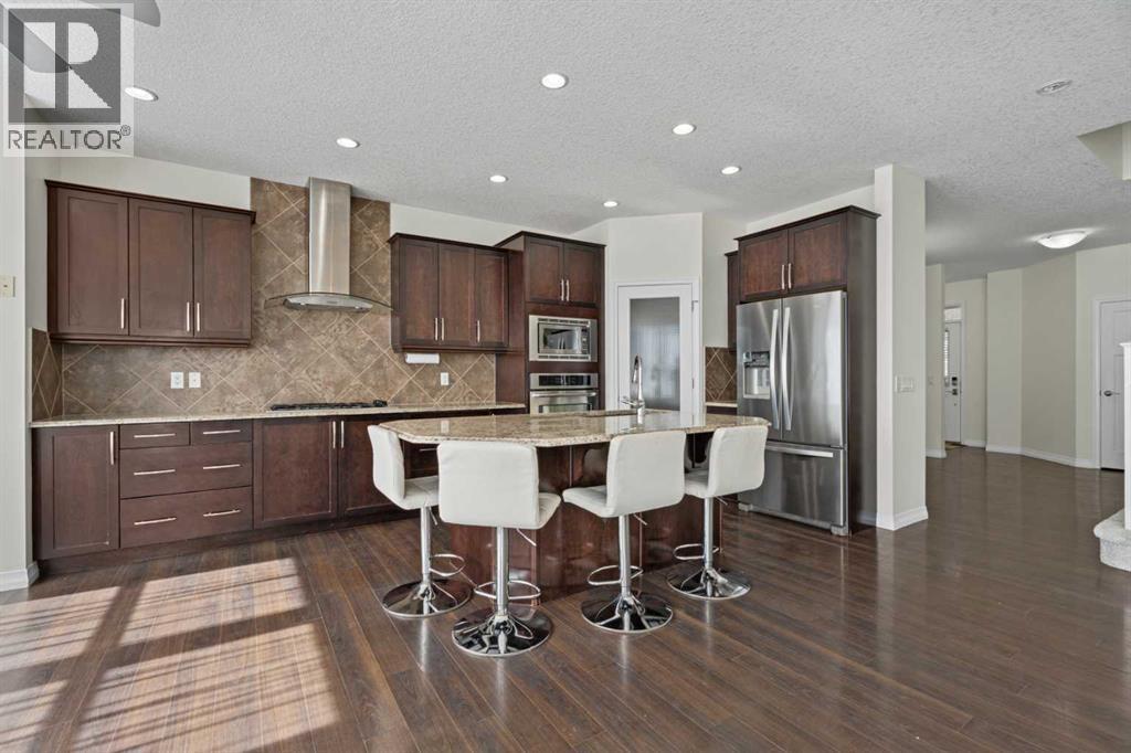 House for Sale in 386 Mahogany Terrace SE|Calgary, Alberta T3M0X4