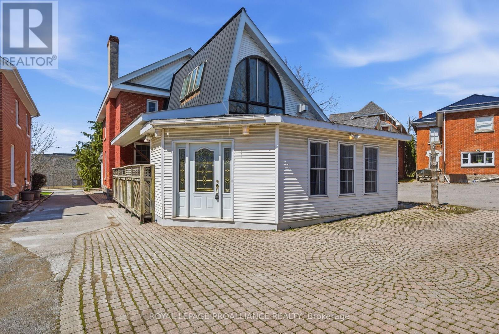 For sale: 287 JOHN STREET, Belleville (Belleville Ward), Ontario