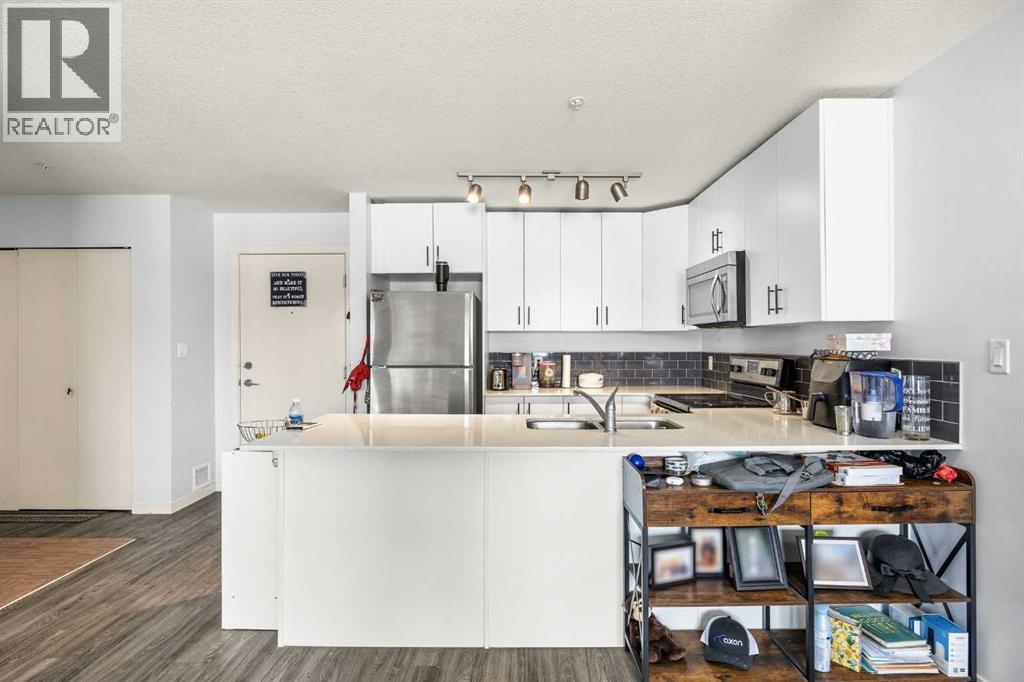 Apartment for Sale in 2210, 181 Skyview Ranch Manor NE|Calgary, Alberta T3N0V2 5