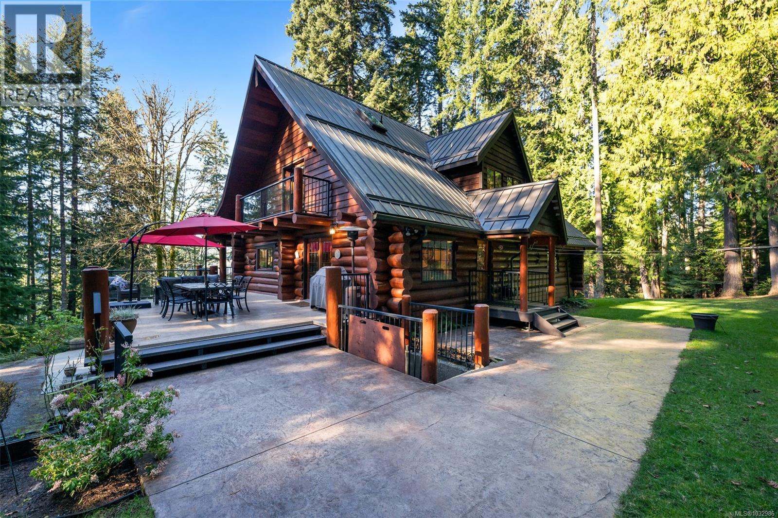 For sale: 8965 Meades Creek Rd, Lake Cowichan, British Columbia V0R2G0 ...
