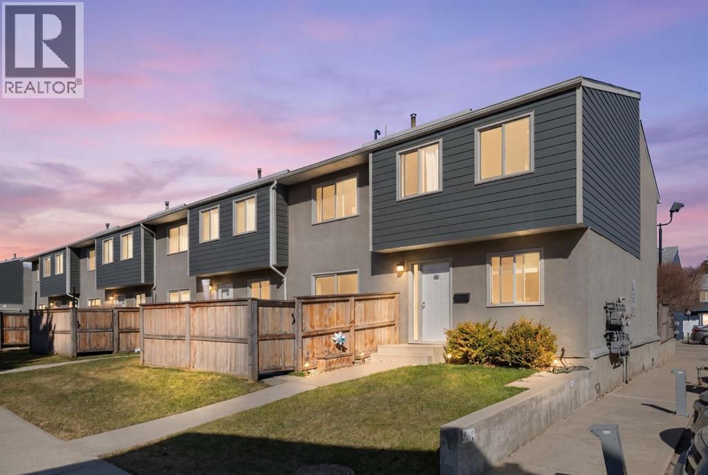 Row / Townhouse for Sale in 73, 219 90 Avenue SE|Calgary, Alberta T2J0A3 2