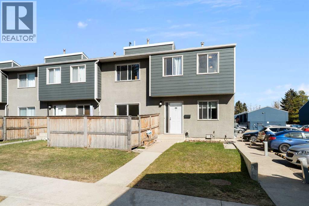 Row / Townhouse for Sale in 73, 219 90 Avenue SE|Calgary, Alberta T2J0A3 3