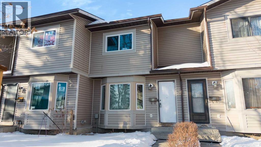 Row / Townhouse for Sale in 46 Falshire Terrace NE|Calgary, Alberta T3J3B4
