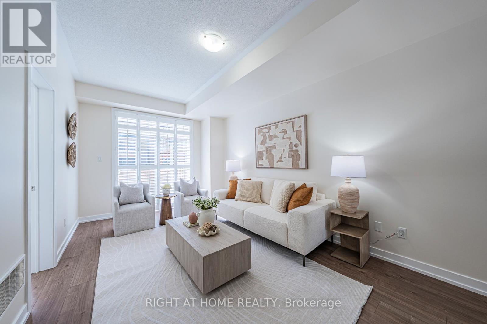 Row / Townhouse for Sale in 224 WHEAT BOOM DRIVE|Oakville (GO Glenorchy), Ontario L6H0P4 4
