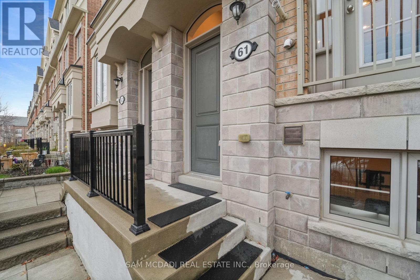Row / Townhouse for Sale in 61 EDWARD HORTON CRESCENT|Toronto (Islington-City Centre West), Ontario M8Z0E7 2