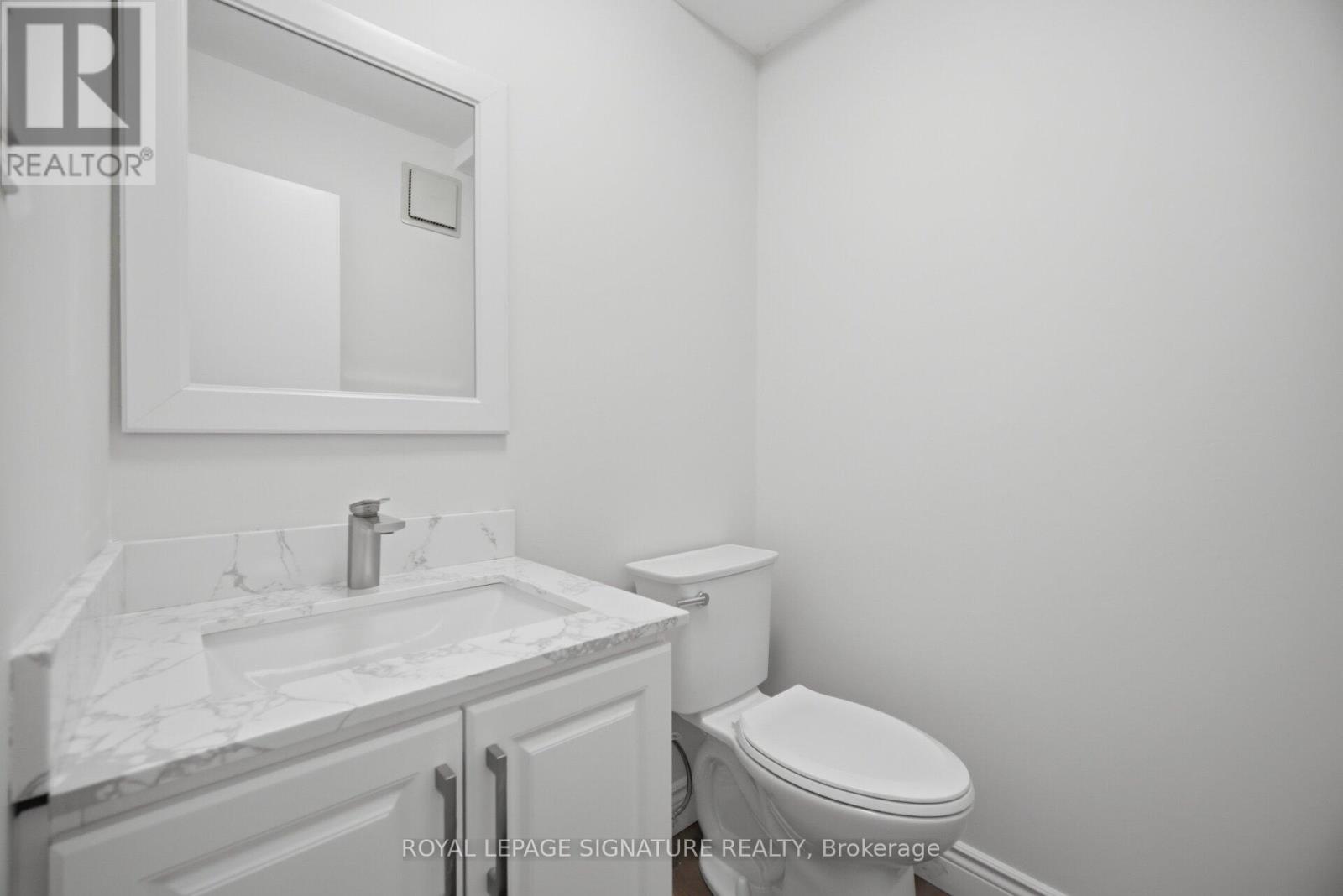 Row / Townhouse for Sale in 10 - 7340 COPENHAGEN ROAD|Mississauga (Meadowvale), Ontario L5N2S5 4