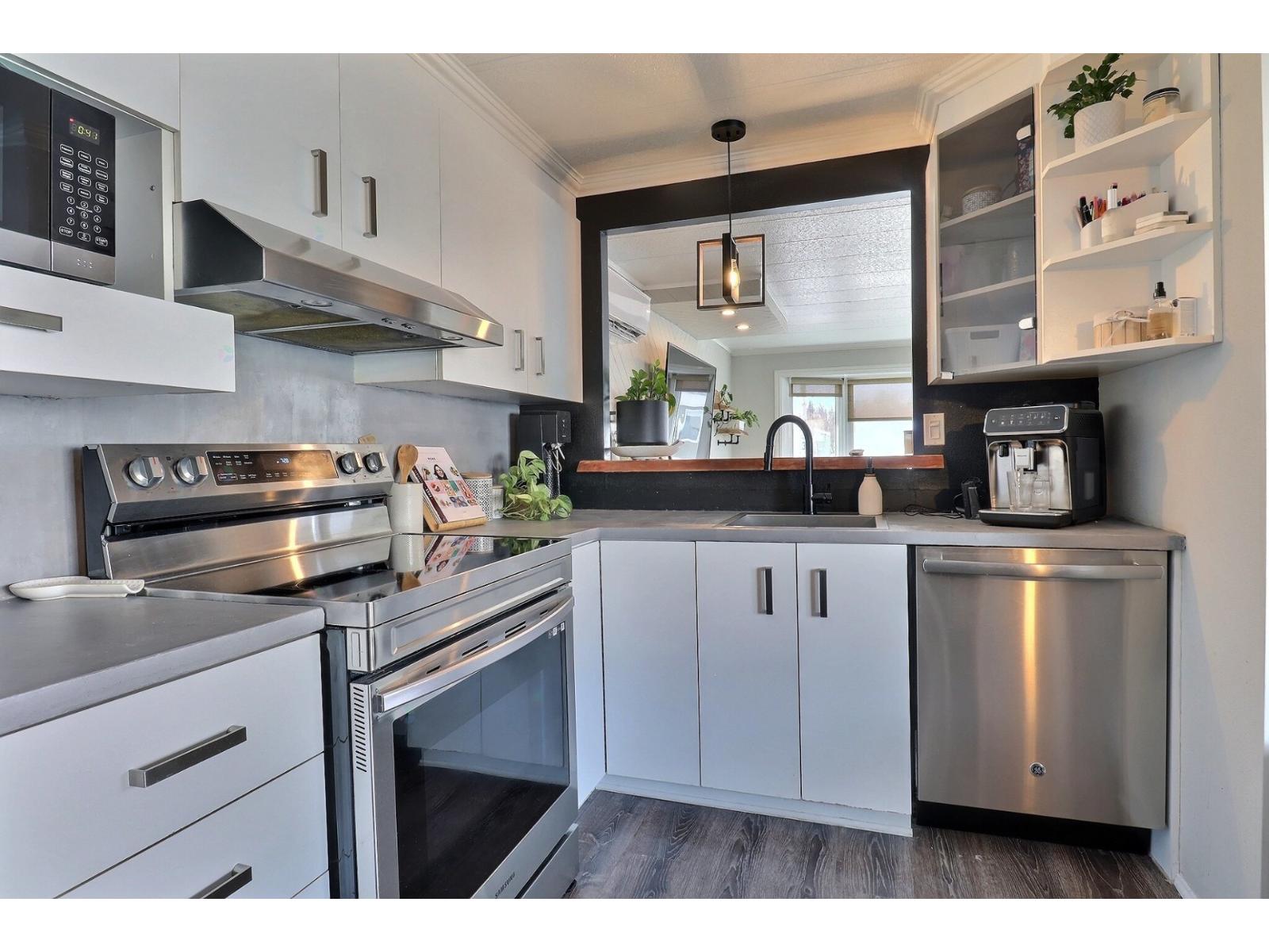 À vendre : 75 3e Rue, Pointe-Lebel, Québec G0H1N0 - 18277558 | REALTOR.ca