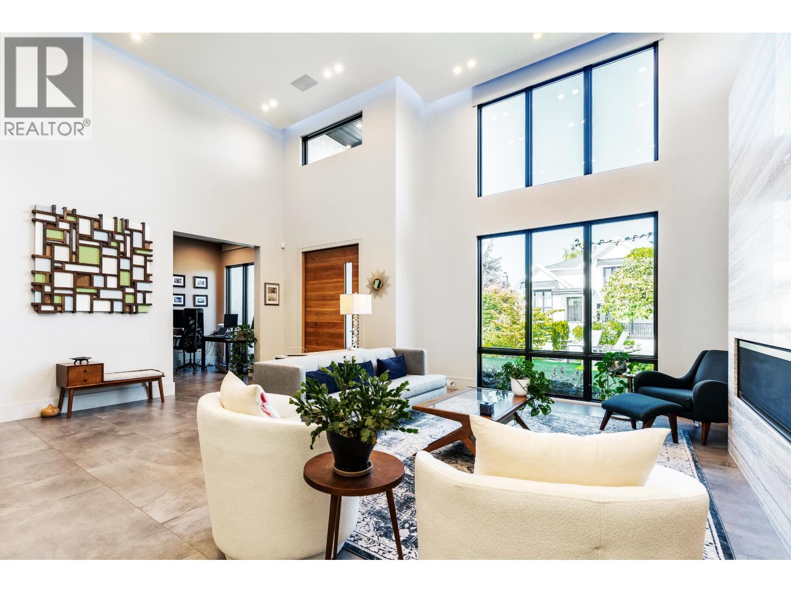 For sale: 10560 HOGARTH DRIVE, Richmond, British Columbia V7E3Z8
