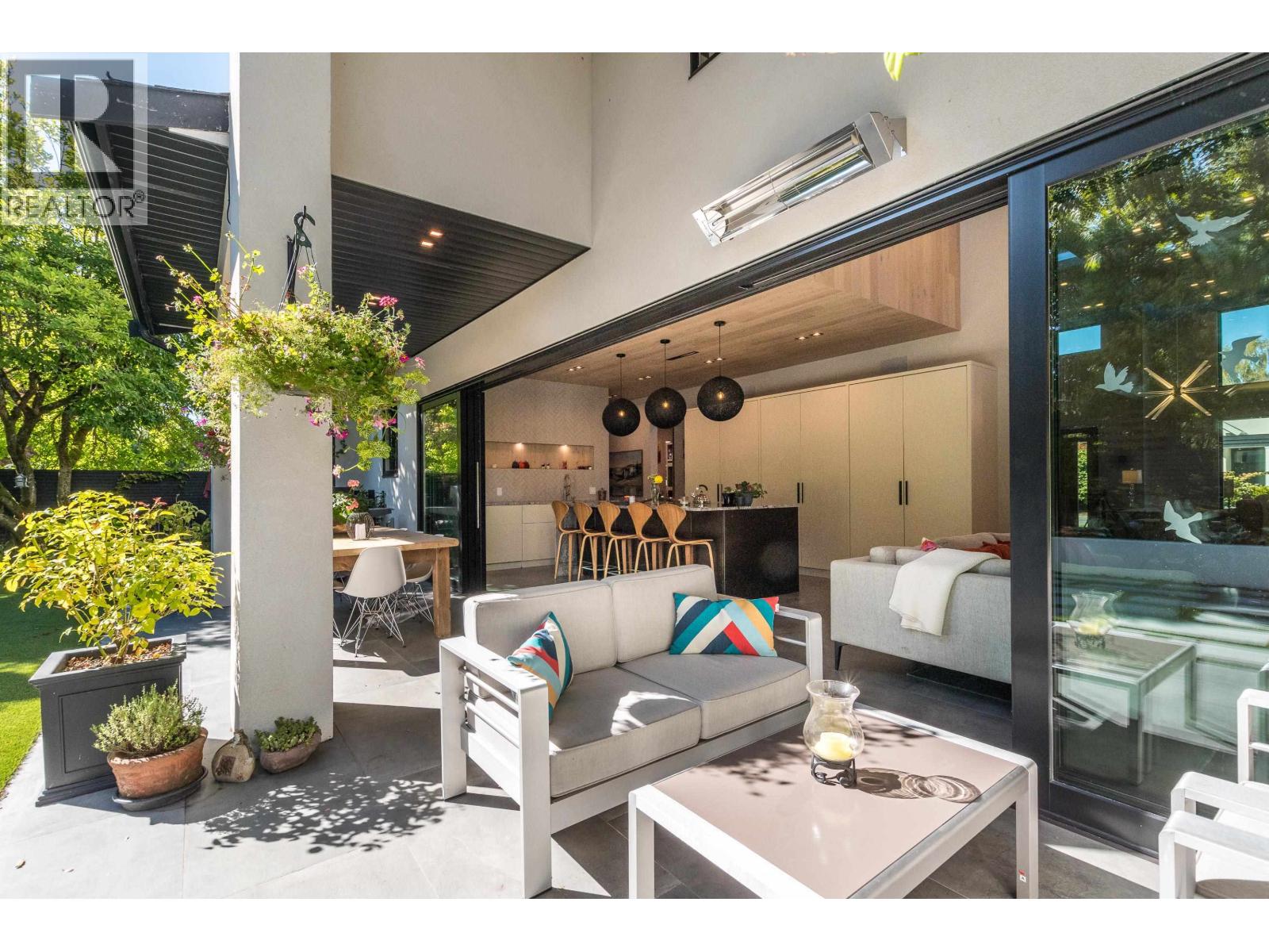 mado3mido3　0823 For sale: 10560 HOGARTH DRIVE, Richmond, British Columbia V7E3Z8