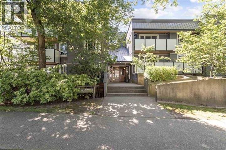 302 2328 OXFORD STREET|Vancouver, British Columbia V5L1G3