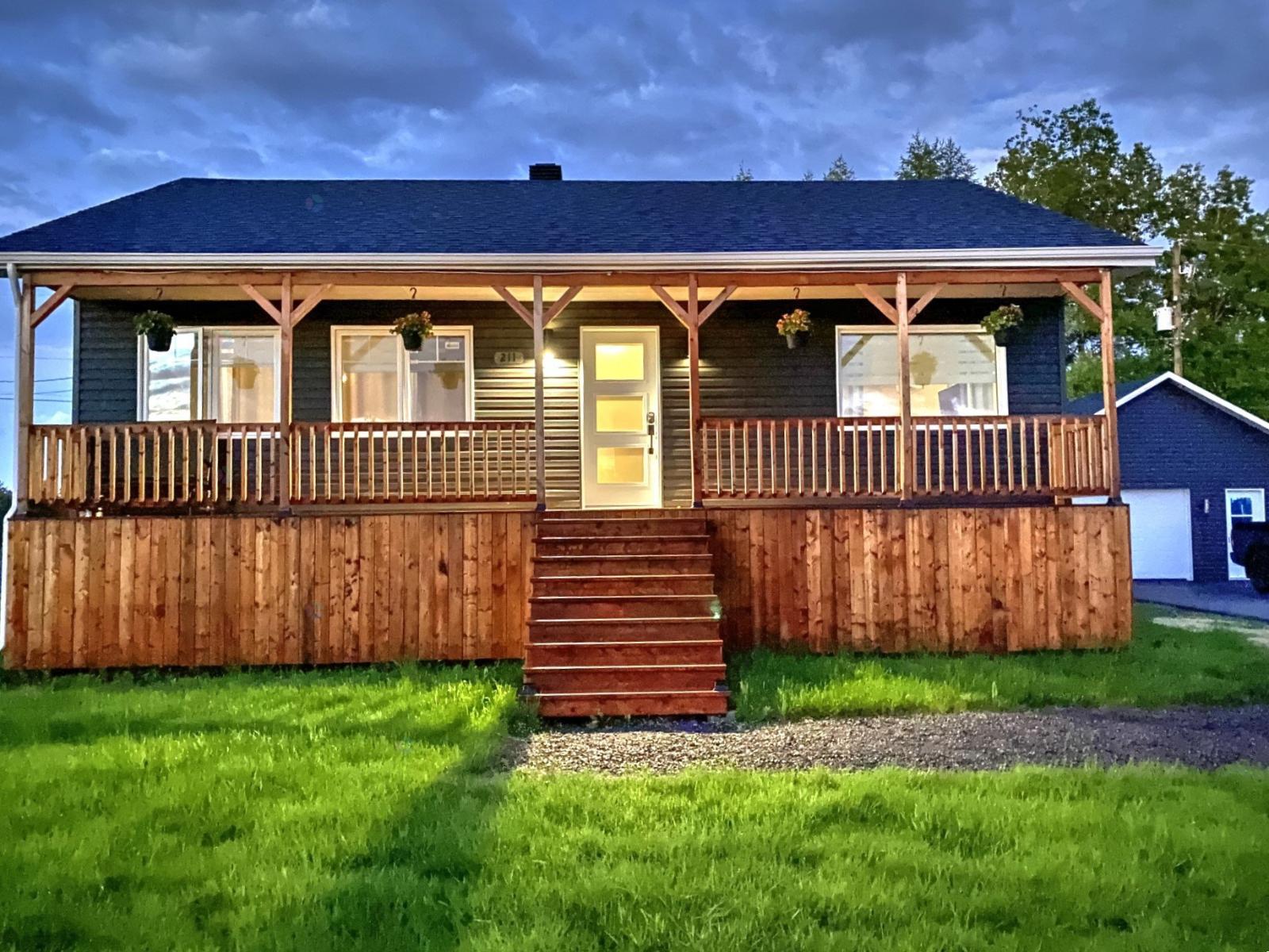 211 Rue de l'Alizé, Saint-Honoré, Quebec G0V1L0
