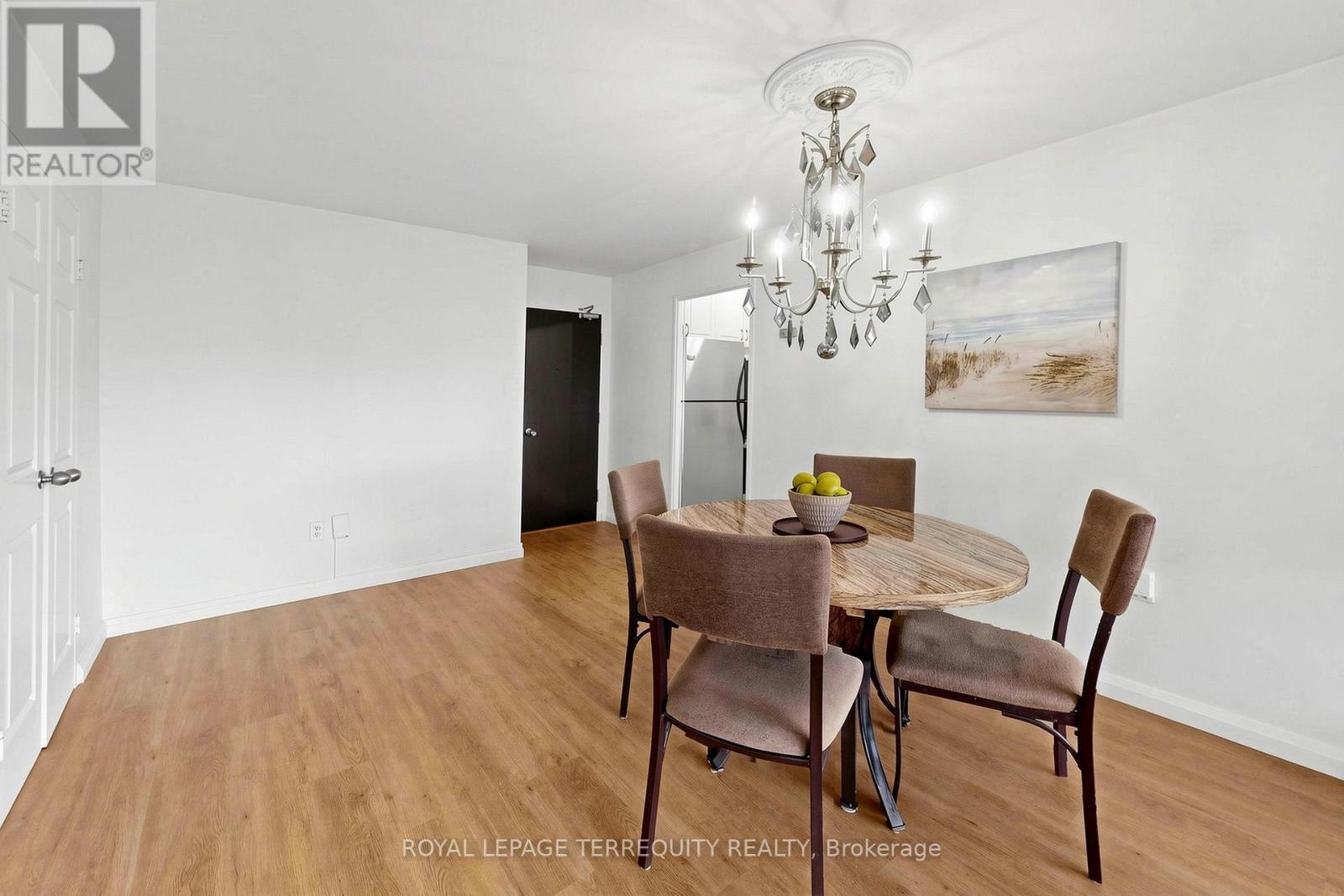For sale: 1410 - 455 SENTINEL ROAD, Toronto (York University Heights ...