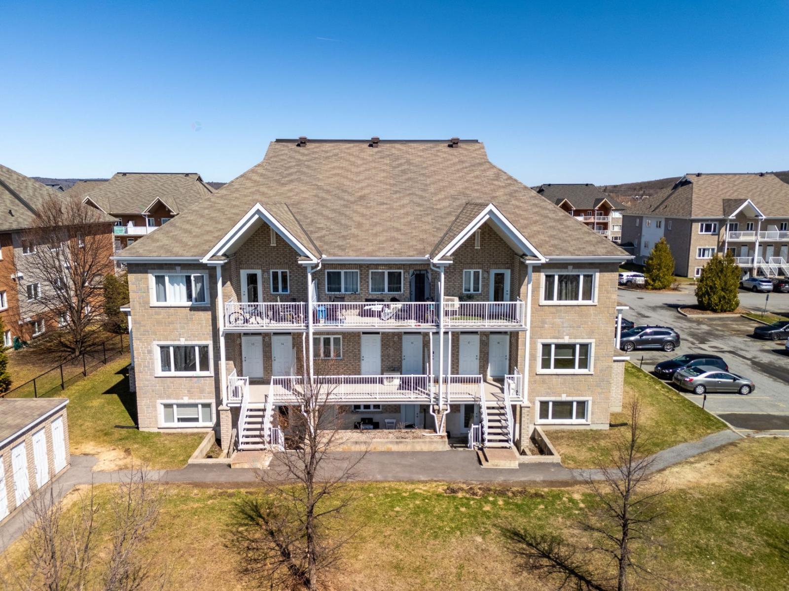 33 Rue de Bruxelles, #15, Gatineau (Aylmer), Quebec J9J0M4