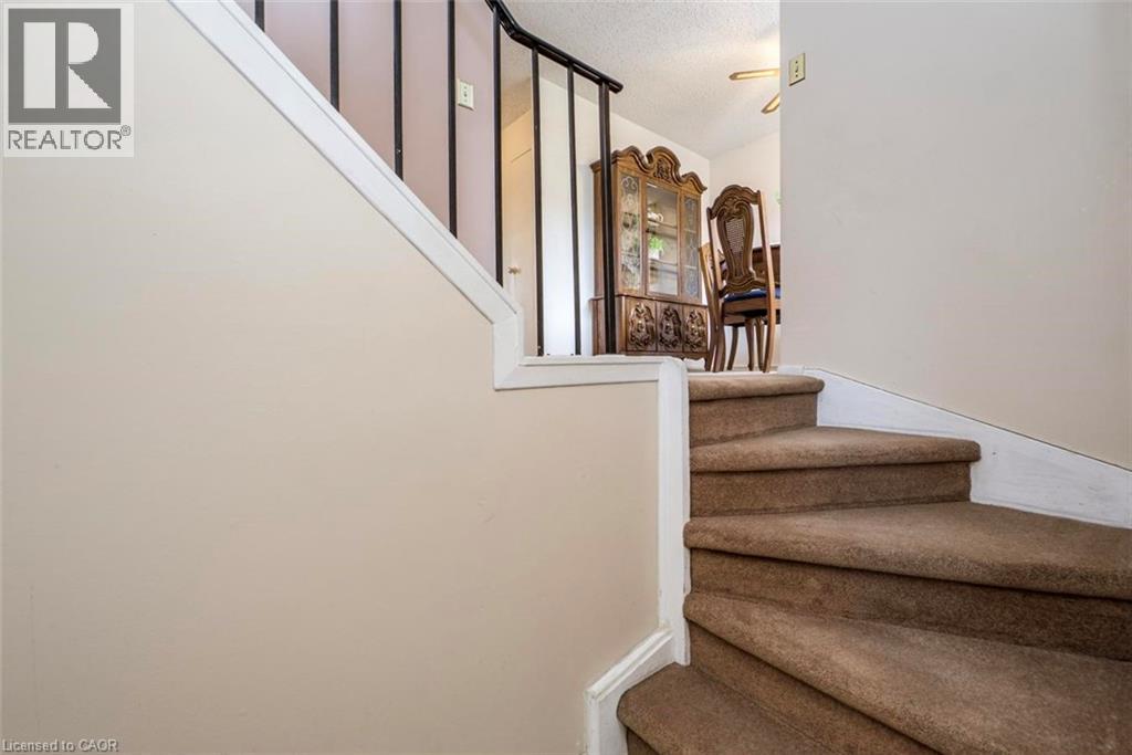 Row / Townhouse for Sale in 2170 BROMSGROVE Road Unit# 186|Mississauga, Ontario L5J4J2 4