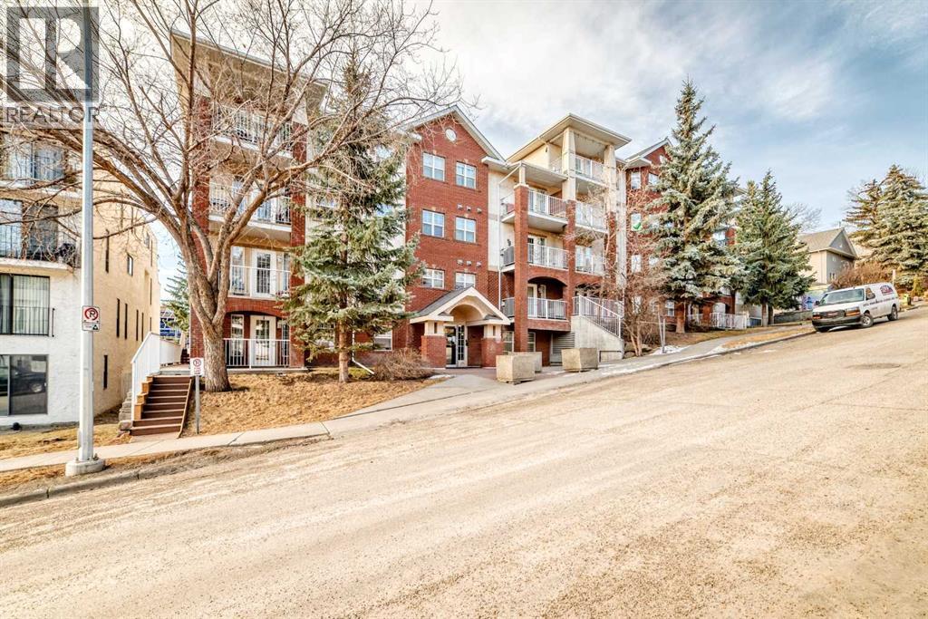 Apartment for Sale in 503, 417 3 Avenue NE|Calgary, Alberta T2E0H7 2