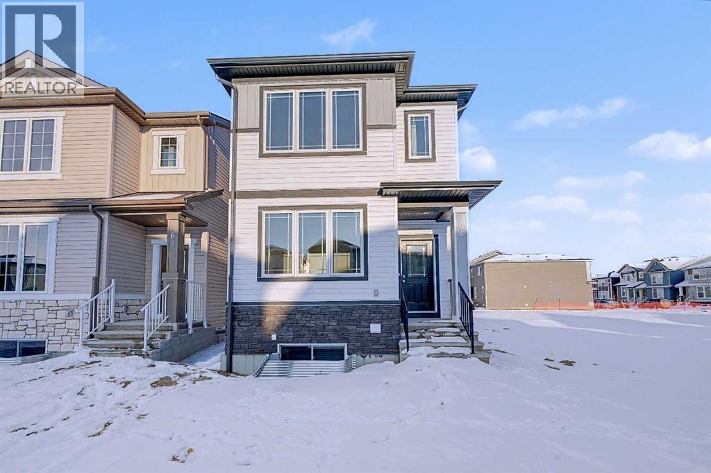 House for Sale in 64 Amblefield View NW|Calgary, Alberta T3P2L6