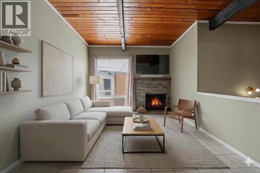 Row / Townhouse for Sale in 107 Pinemont Bay NE|Calgary, Alberta T1Y2V7