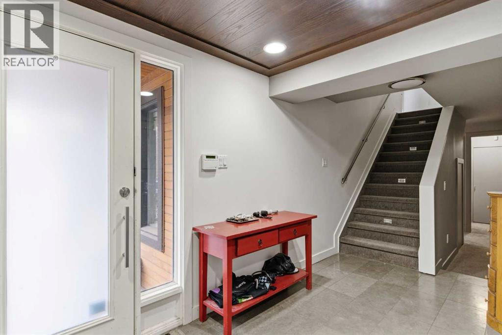 House for Sale in 2910 Marquette Street SW|Calgary, Alberta T2T3E3 3