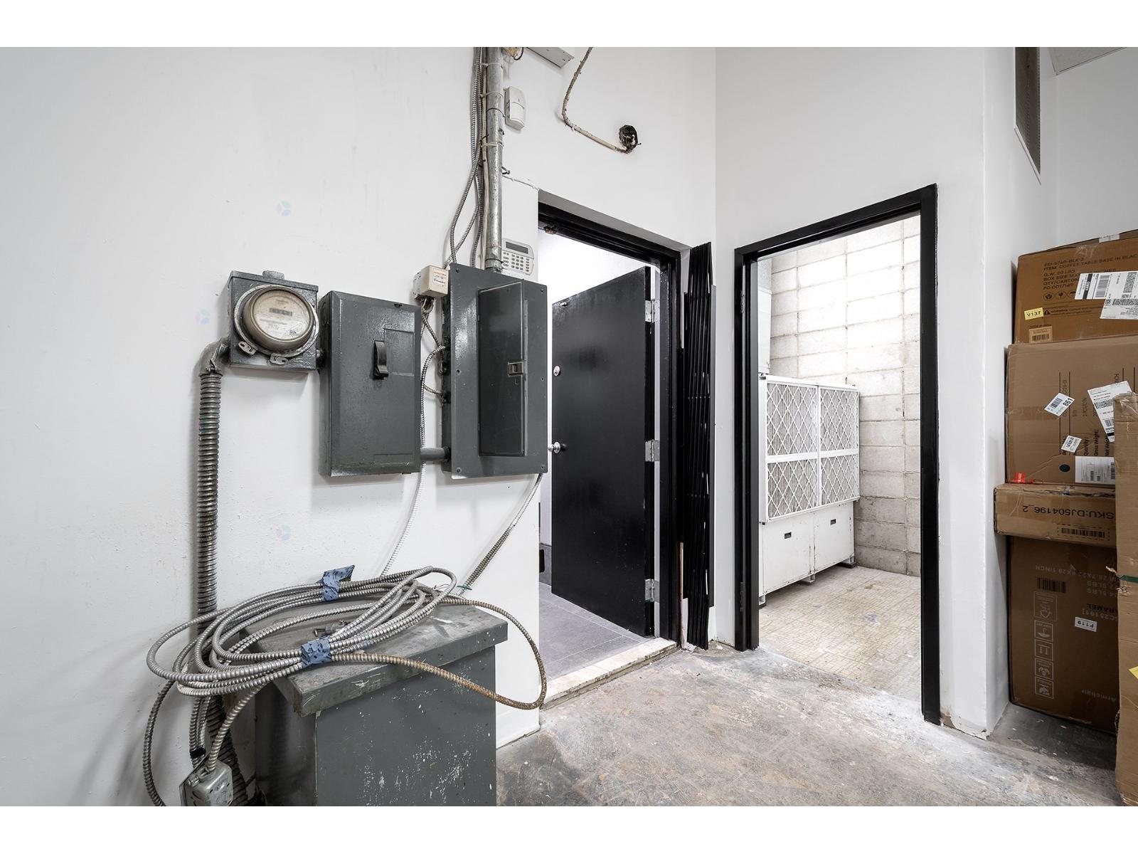 For lease: 1819 Boul. René-Lévesque O., #C002, Montréal (Ville-Marie ...