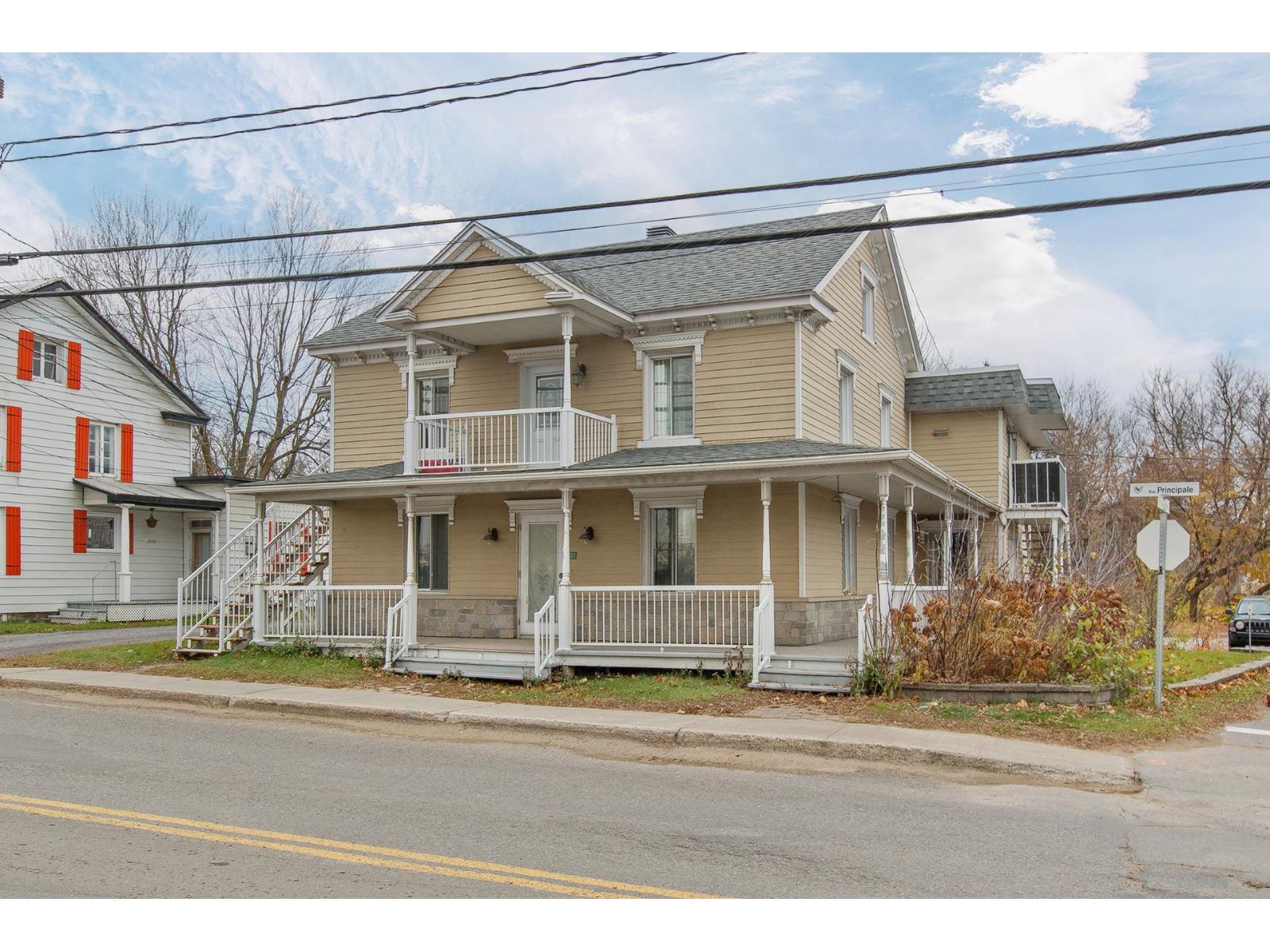 4420-4424 Rue Principale, Saint-Félix-de-Valois, Quebec J0K2M0