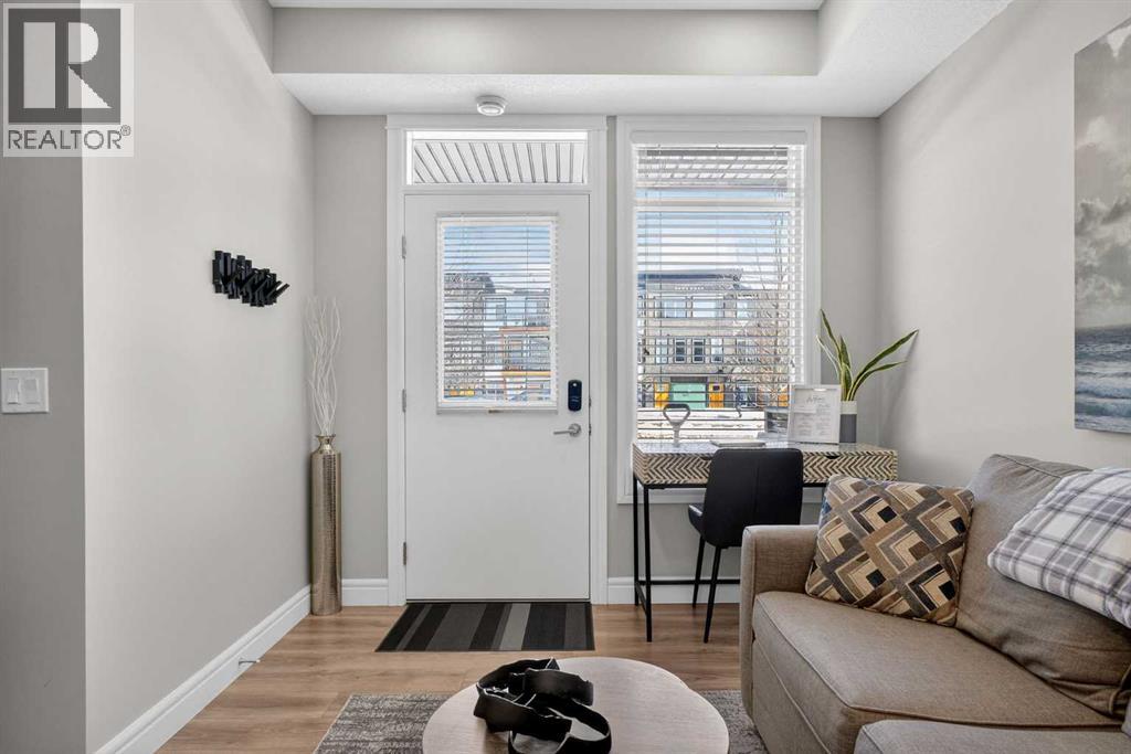 Row / Townhouse for Sale in 19613 45 Street SE|Calgary, Alberta T3M3A7 2