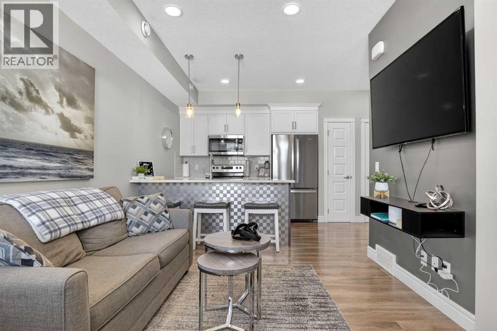 Row / Townhouse for Sale in 19613 45 Street SE|Calgary, Alberta T3M3A7 4