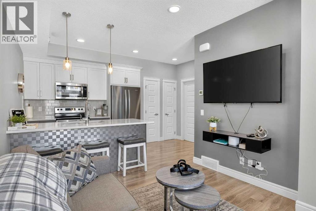 Row / Townhouse for Sale in 19613 45 Street SE|Calgary, Alberta T3M3A7 5