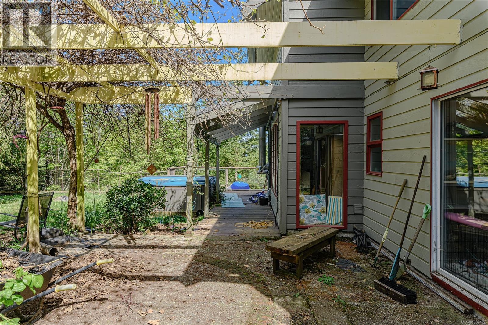 For sale: 1671 North Beach Rd, Salt Spring, British Columbia V8K1A8 ...