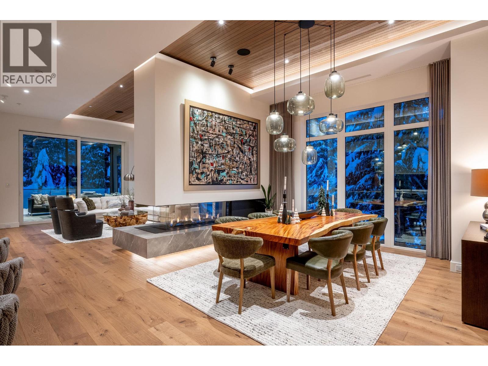 3218 JUNIPER PLACE