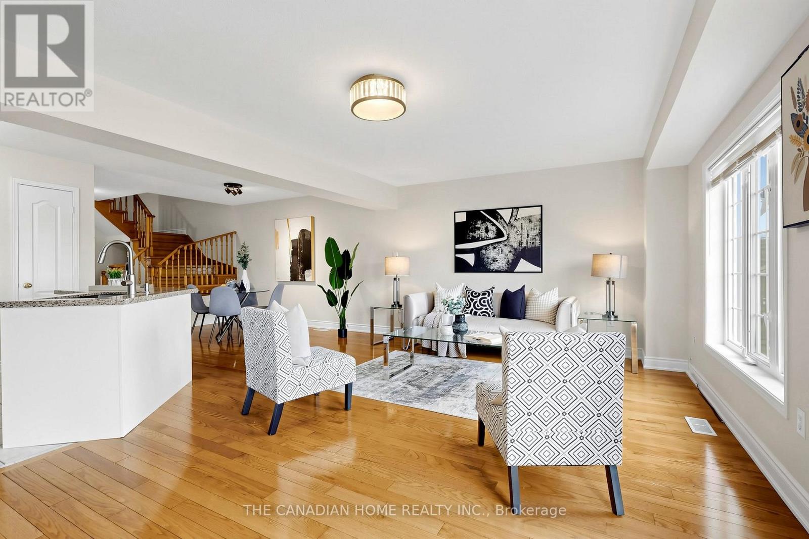 Row / Townhouse for Sale in 3470 ANGEL PASS DRIVE|Mississauga (Churchill Meadows), Ontario L5M7N4 3