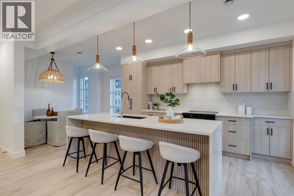 Row / Townhouse for Sale in 505, 4270 Norford Avenue NW|Calgary, Alberta T3B6A8