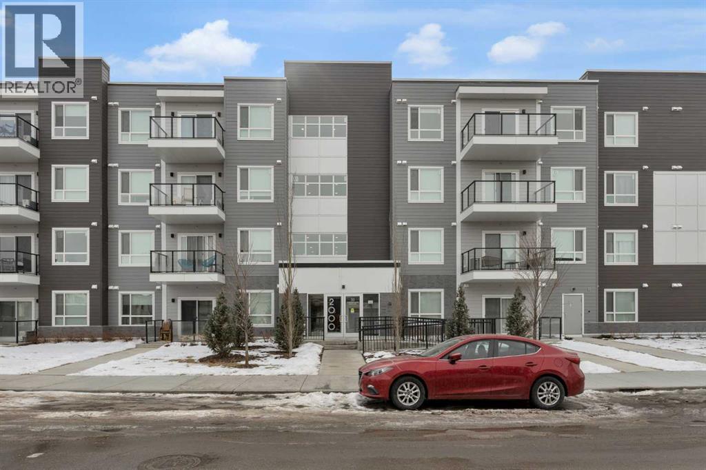Apartment for Sale in 2106, 33 Carringham Gate NW|Calgary, Alberta T3P2H6 2