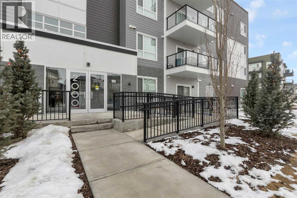 Apartment for Sale in 2106, 33 Carringham Gate NW|Calgary, Alberta T3P2H6 5