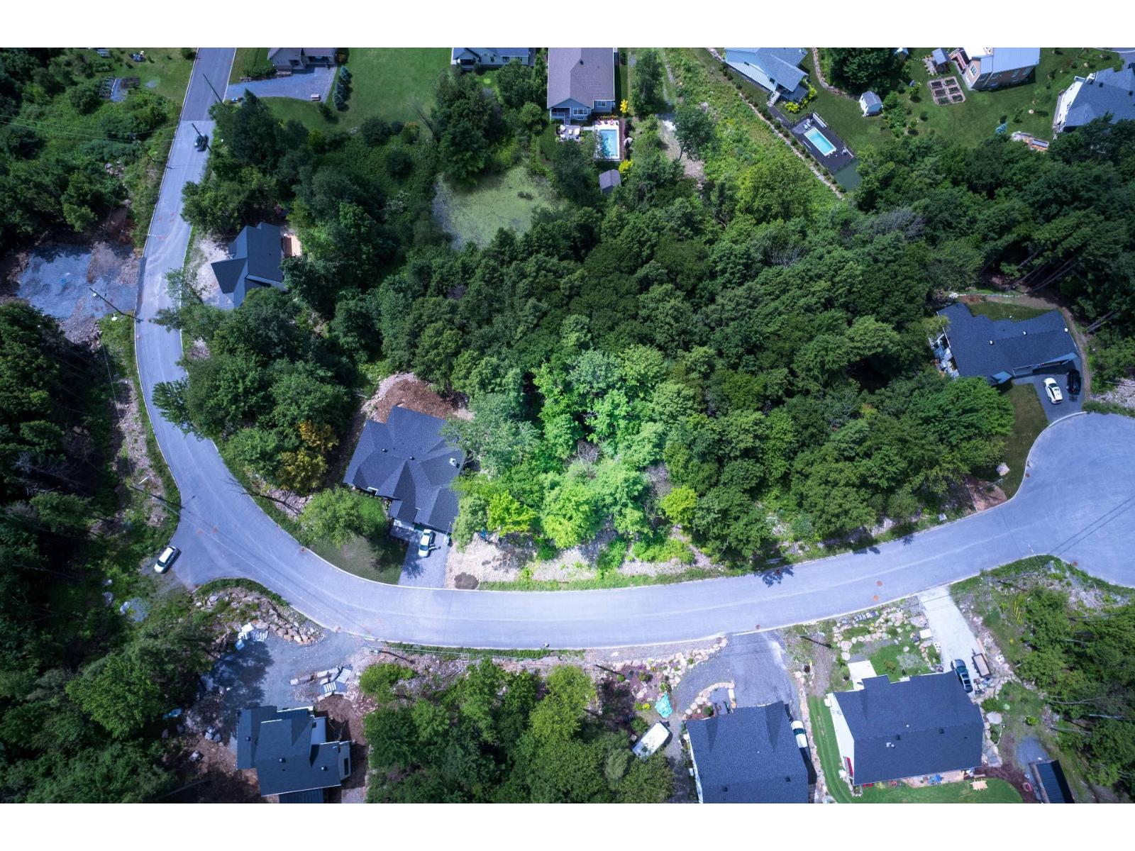 Rue de Sweetsburg, Cowansville, Quebec J2K2X5