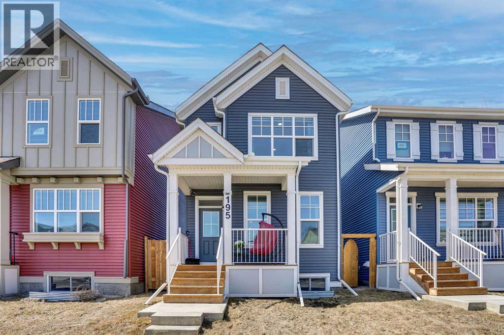 House for Sale in 195 Savoy Landing SE|Calgary, Alberta T3M2M6 2