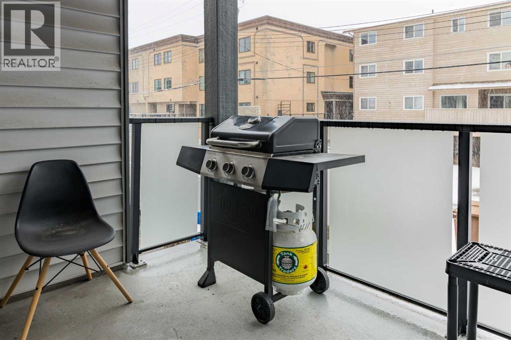 Apartment for Sale in 204, 717 4A Street NE|Calgary, Alberta T2E3W1 5