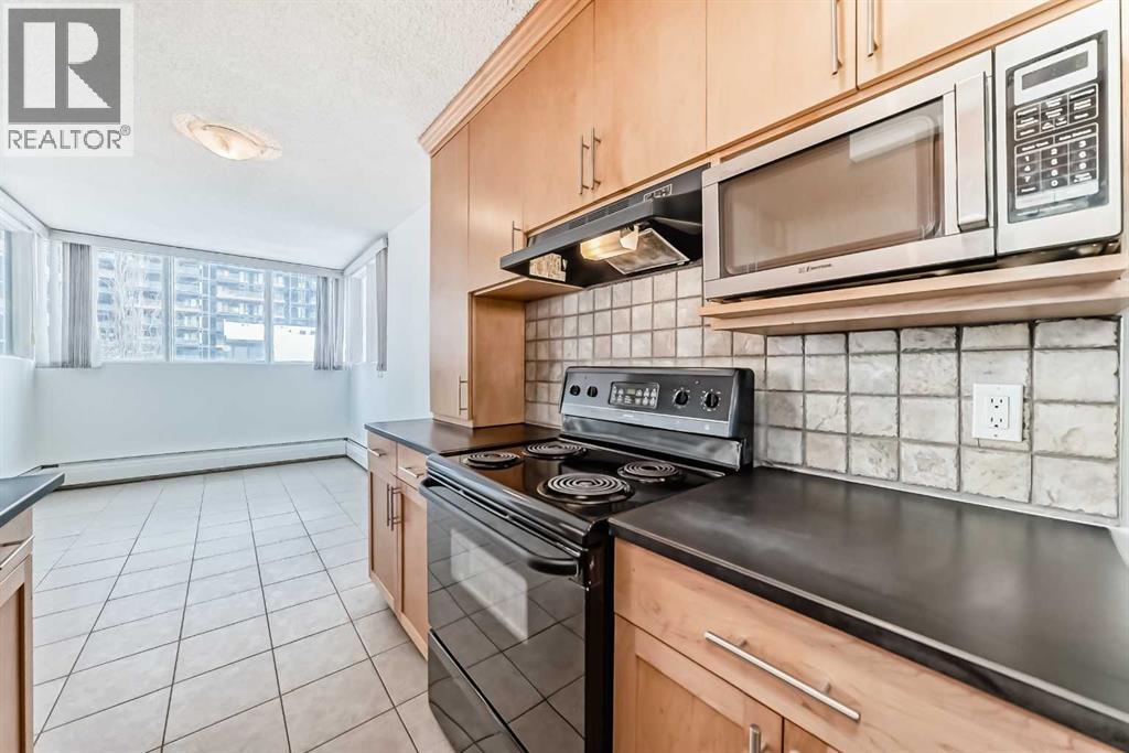 Apartment for Sale in 314, 738 3 Avenue SW|Calgary, Alberta T2P0G7 3