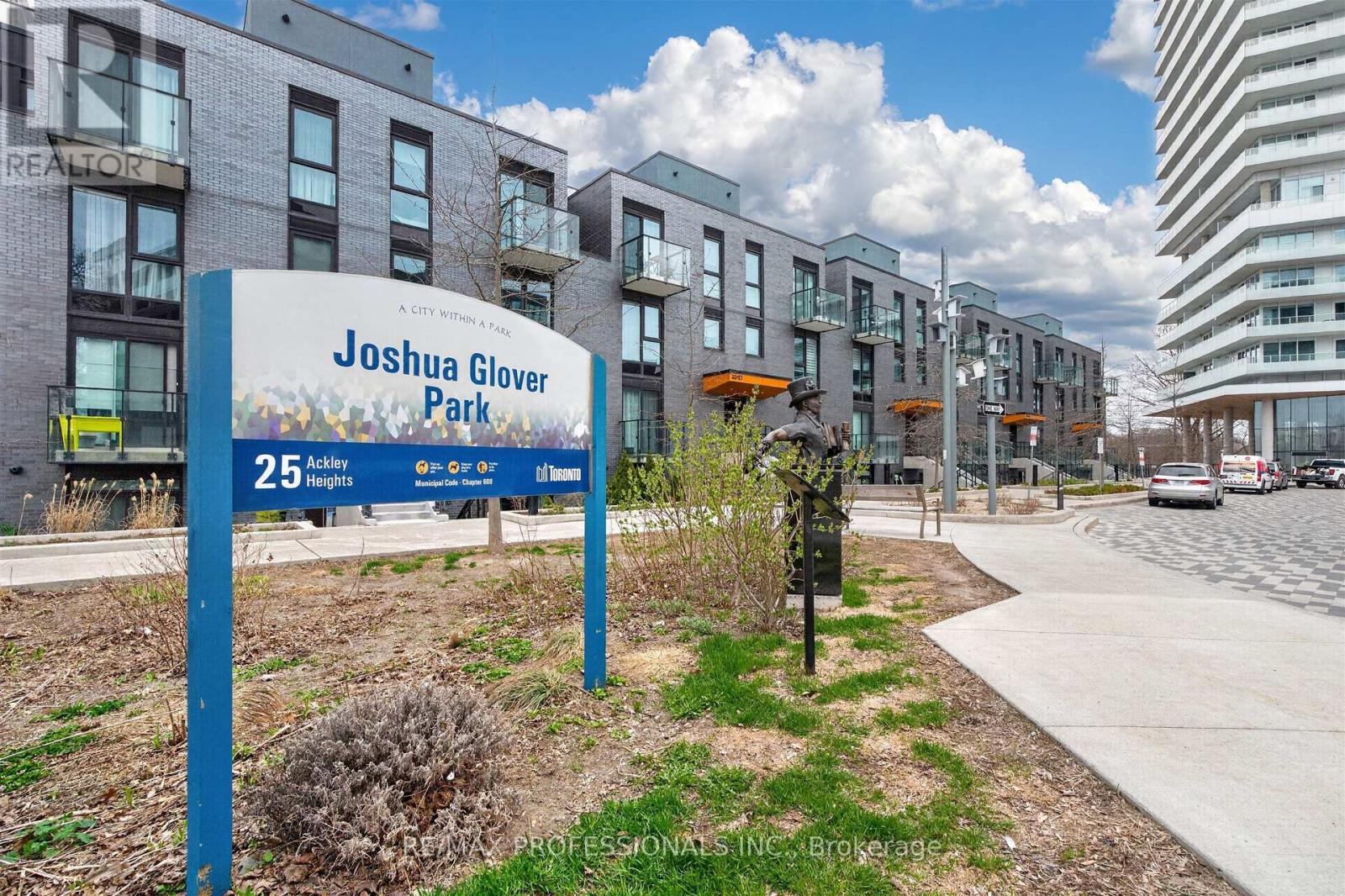 Row / Townhouse for Sale in Address not available 2