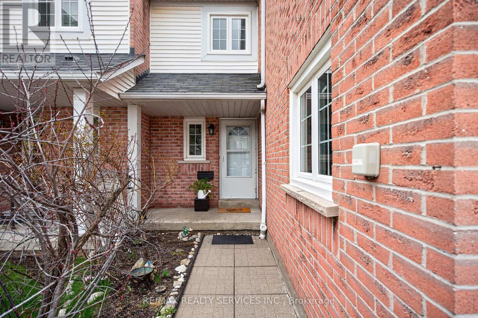 Row / Townhouse for Sale in 26A - 5205 GLEN ERIN DRIVE E|Mississauga (Central Erin Mills), Ontario L5M5N6 5