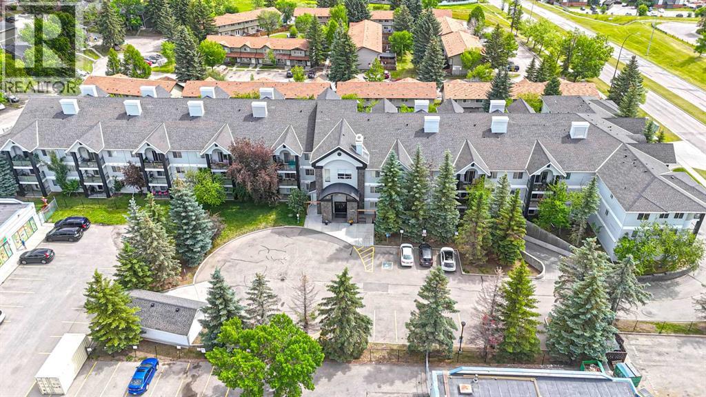 Apartment for Sale in 109, 2022 Canyon Meadows Drive SE|Calgary, Alberta T2J7H1 4