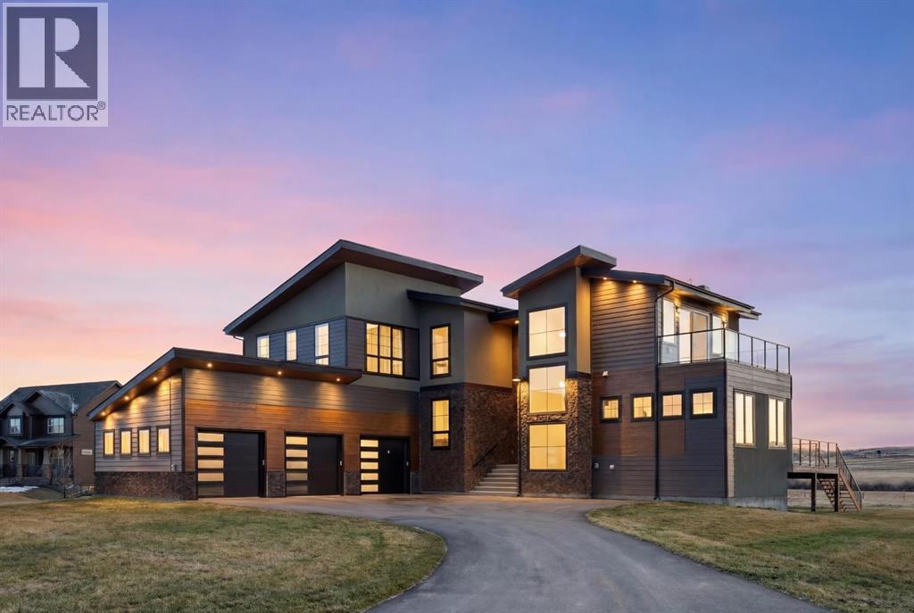 House for Sale in 85045 169 Avenue W|Rural Foothills County, Alberta T1S0Z8