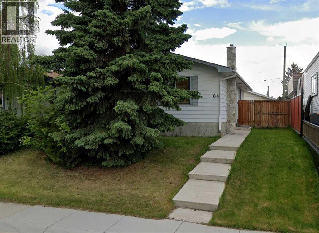 House for Sale in 84 Maranda Close NE|Calgary, Alberta T2A3E8