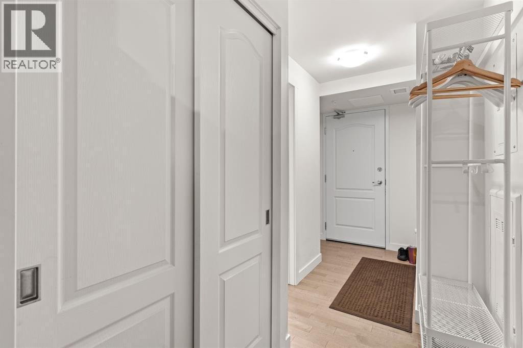 Apartment for Sale in 311, 303 13 Avenue SW|Calgary, Alberta T2R0Y9 3
