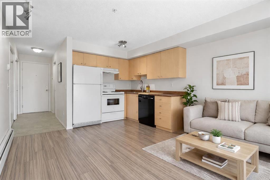 Apartment for Sale in 2205, 16 Country Village Bay NE|Calgary, Alberta T3K5Y9 4