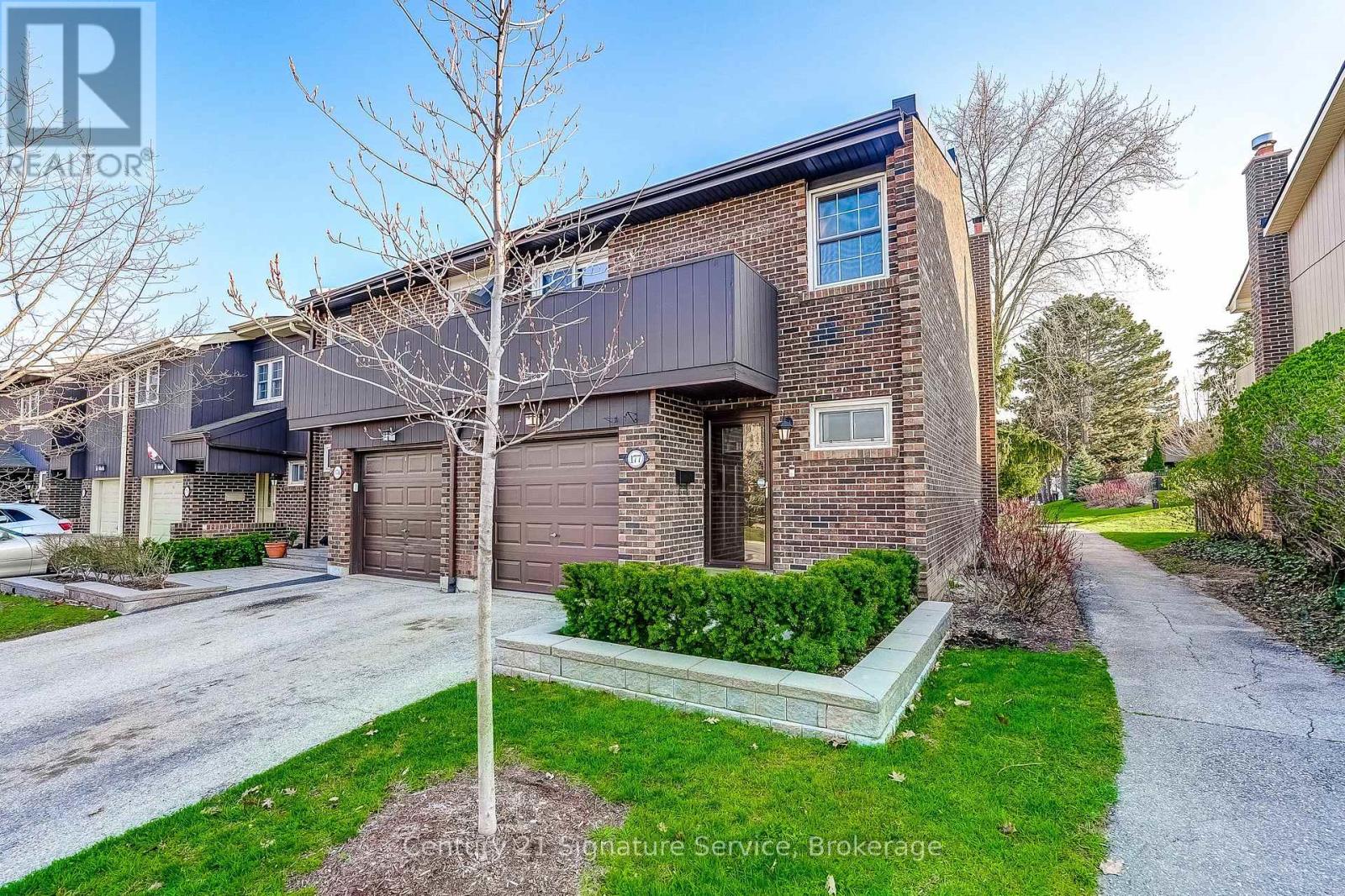 Row / Townhouse for Sale in 177 - 1951 RATHBURN ROAD E|Mississauga (Rathwood), Ontario L4W2N9 2