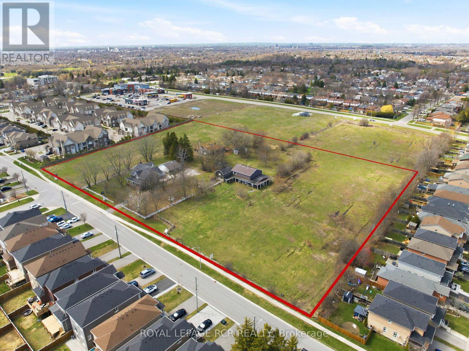 1440 GORD VINSON AVENUE