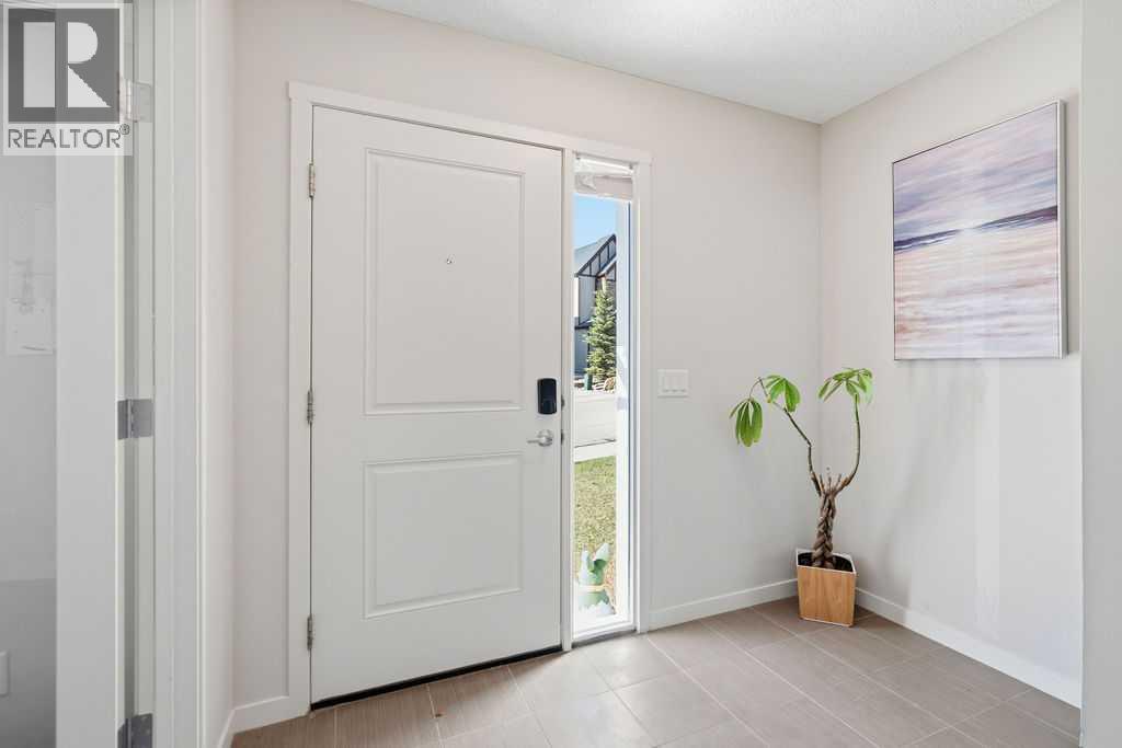 Row / Townhouse for Sale in 95 Nolanlake Cove NW|Calgary, Alberta T3R0Z7 3