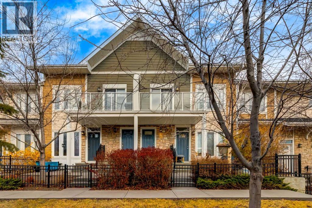 Row / Townhouse for Sale in 64 Auburn Bay Close SE|Calgary, Alberta T3M0Y5