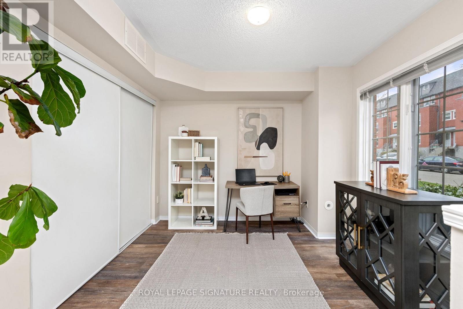 Row / Townhouse for Sale in 10 - 161 THIRTEENTH STREET|Toronto (New Toronto), Ontario M8V4E4 3